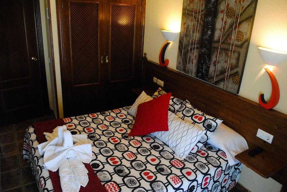 Hostal Costa De La Luz Conil De La Frontera Eksteriør billede
