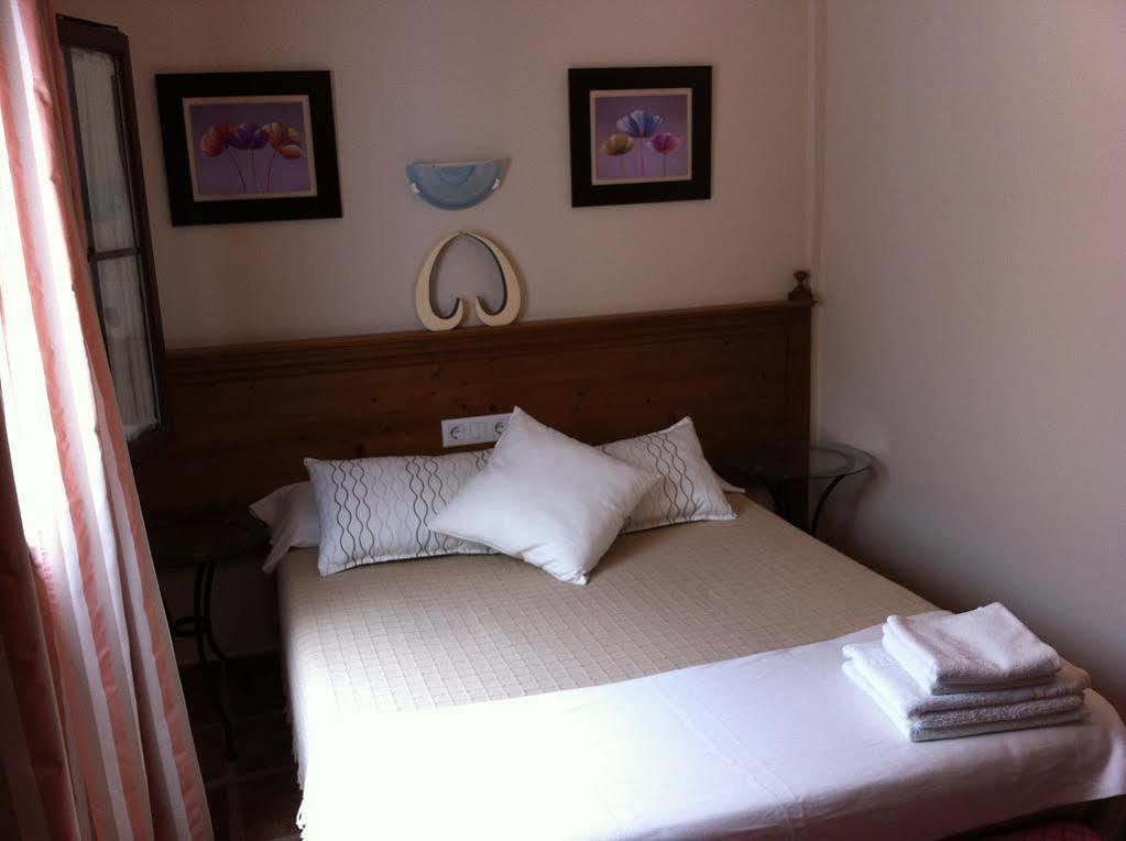 Hostal Costa De La Luz Conil De La Frontera Eksteriør billede