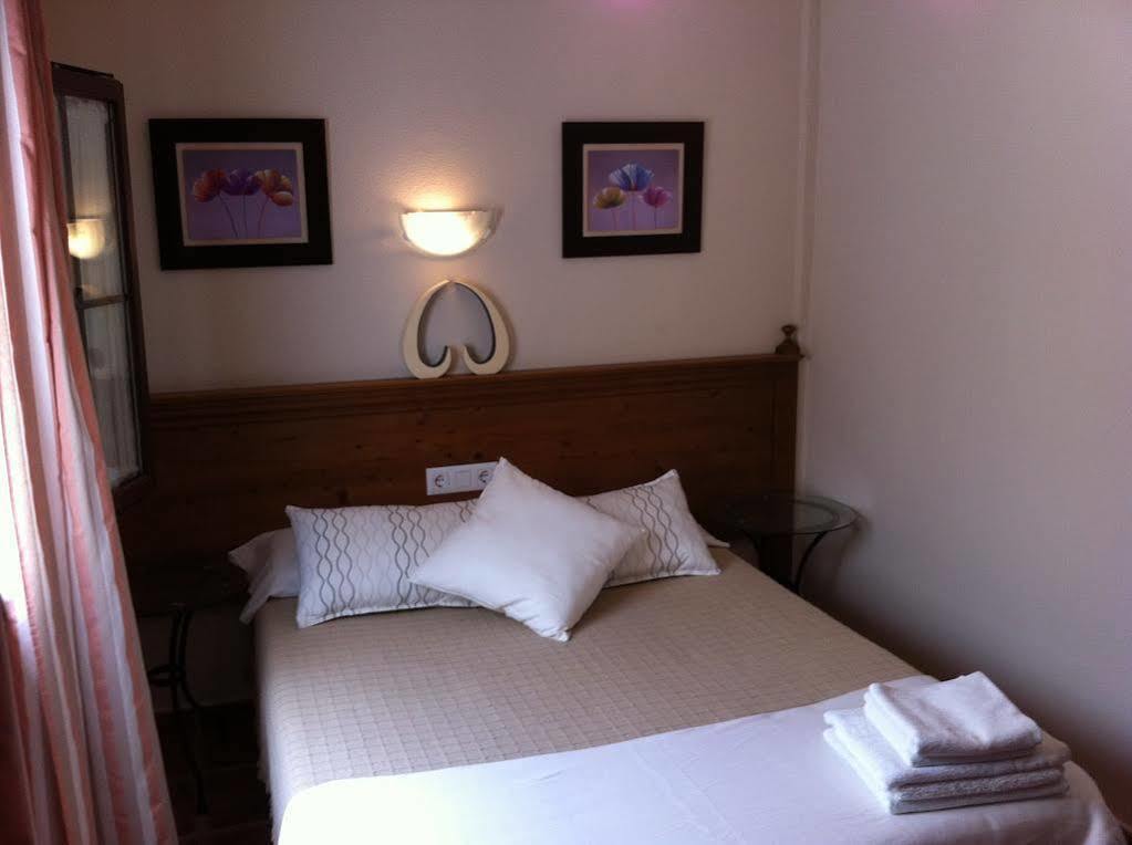 Hostal Costa De La Luz Conil De La Frontera Eksteriør billede