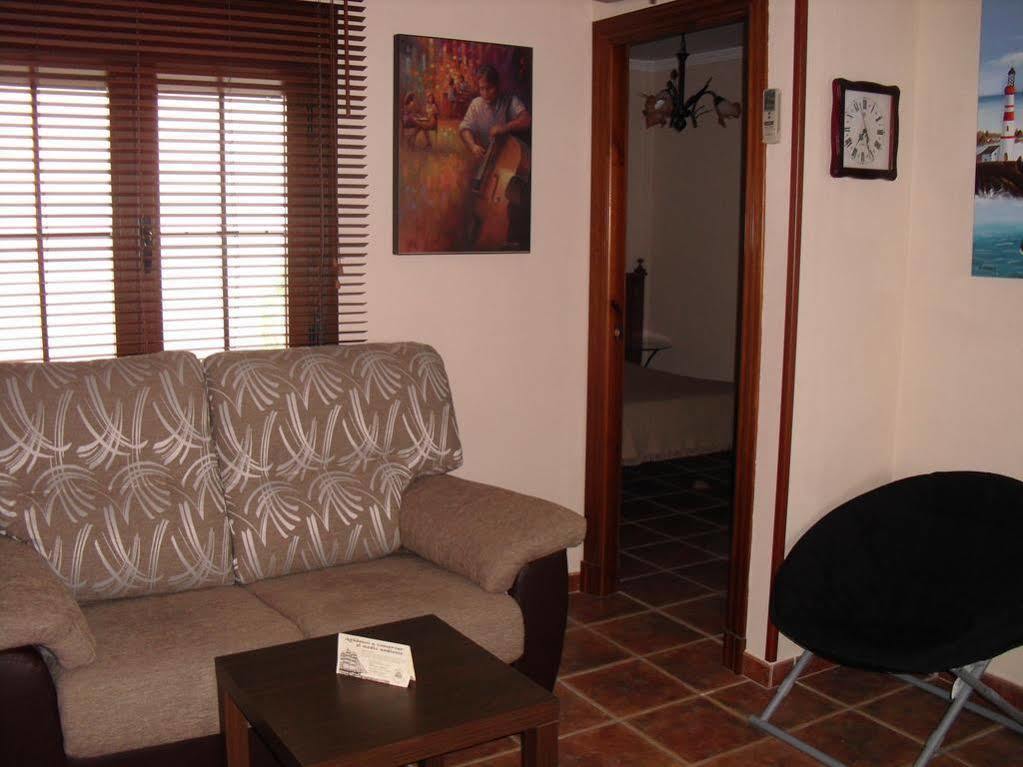 Hostal Costa De La Luz Conil De La Frontera Eksteriør billede