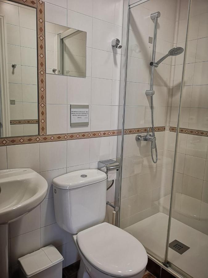 Hostal Costa De La Luz Conil De La Frontera Eksteriør billede