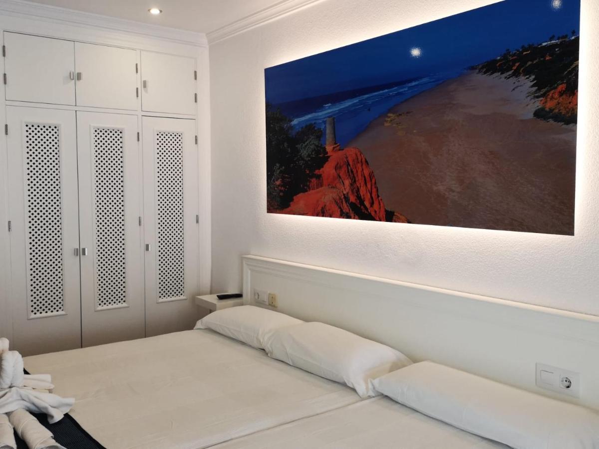Hostal Costa De La Luz Conil De La Frontera Eksteriør billede