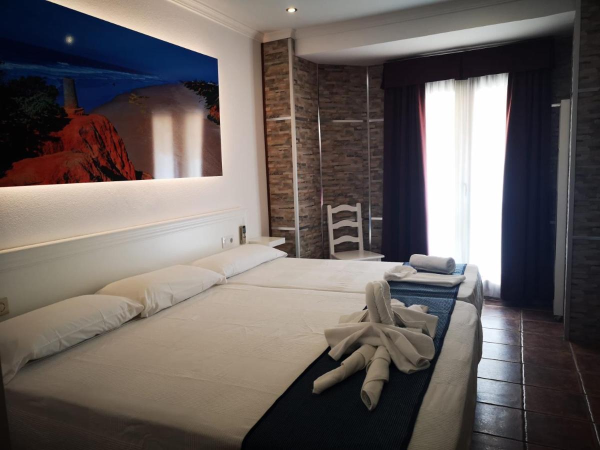 Hostal Costa De La Luz Conil De La Frontera Eksteriør billede