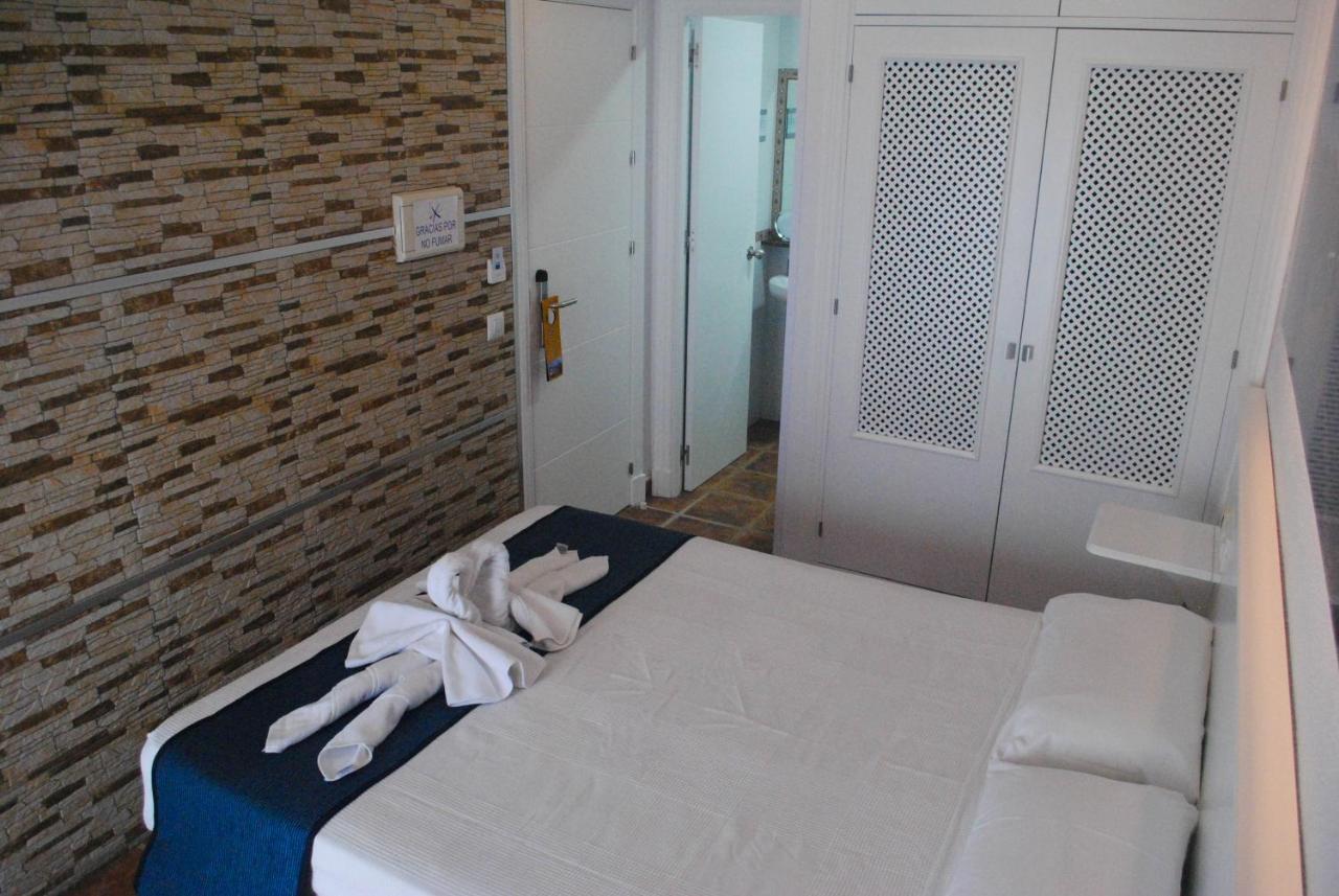 Hostal Costa De La Luz Conil De La Frontera Eksteriør billede
