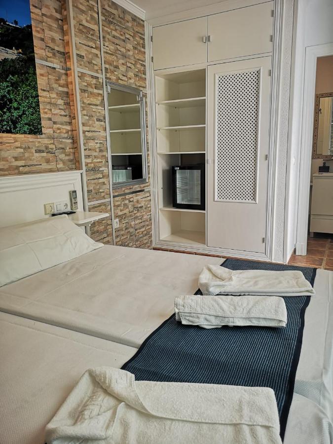Hostal Costa De La Luz Conil De La Frontera Eksteriør billede
