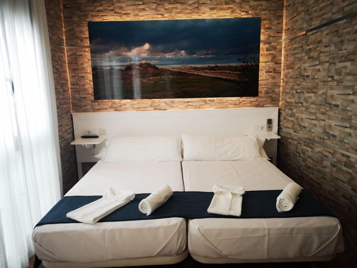 Hostal Costa De La Luz Conil De La Frontera Eksteriør billede