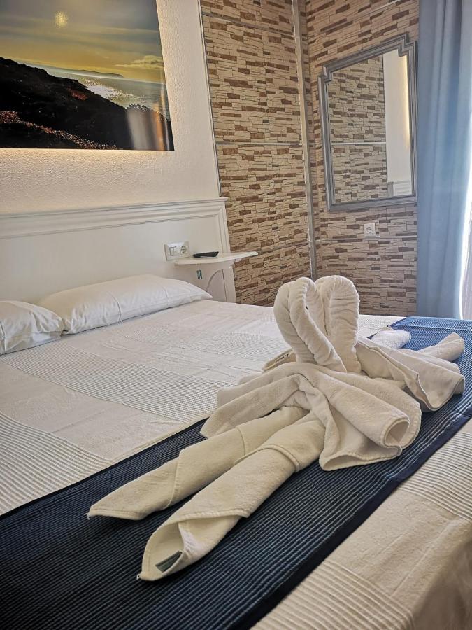 Hostal Costa De La Luz Conil De La Frontera Eksteriør billede